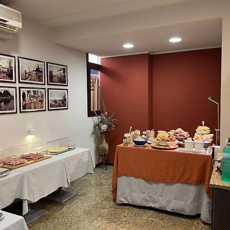 Albergo Tecla Lazise Dış mekan fotoğraf