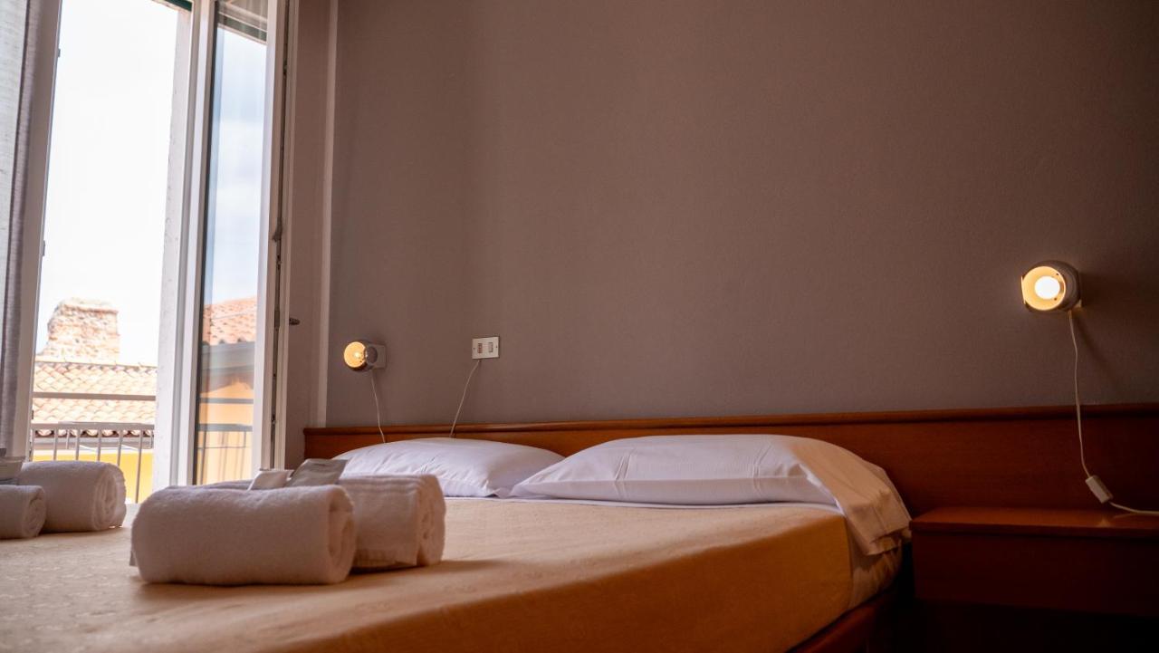 Albergo Tecla Lazise Dış mekan fotoğraf